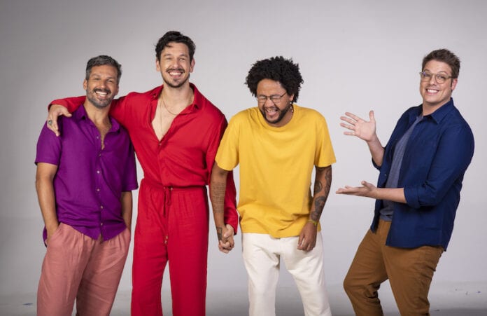 Francisco Bosco, João Vicente, Emicida e Fabio Porchat.