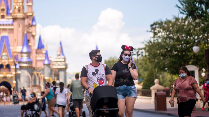 disney-masks_AP